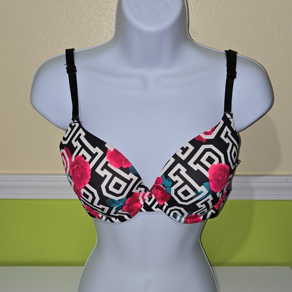 Victoria's Secret Black and Pink Geometric Bra